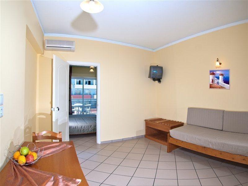 Cosmos Hotel Rethymno  Exterior photo